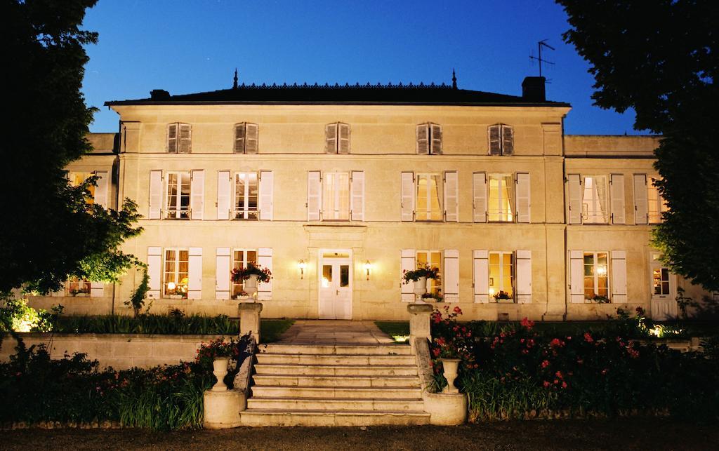 Chateau De Mesnac Buitenkant foto